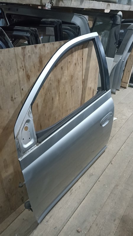 Дверь TOYOTA PLATZ NCP12 1NZFE 2000 передняя левая (б/у)