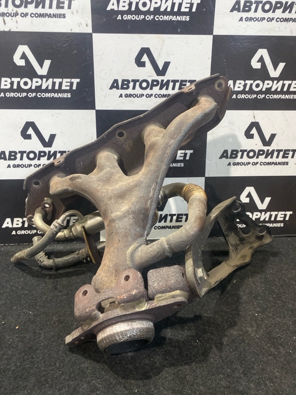 Коллектор выпускной TOYOTA RACTIS NCP120 1NZFE (б/у)