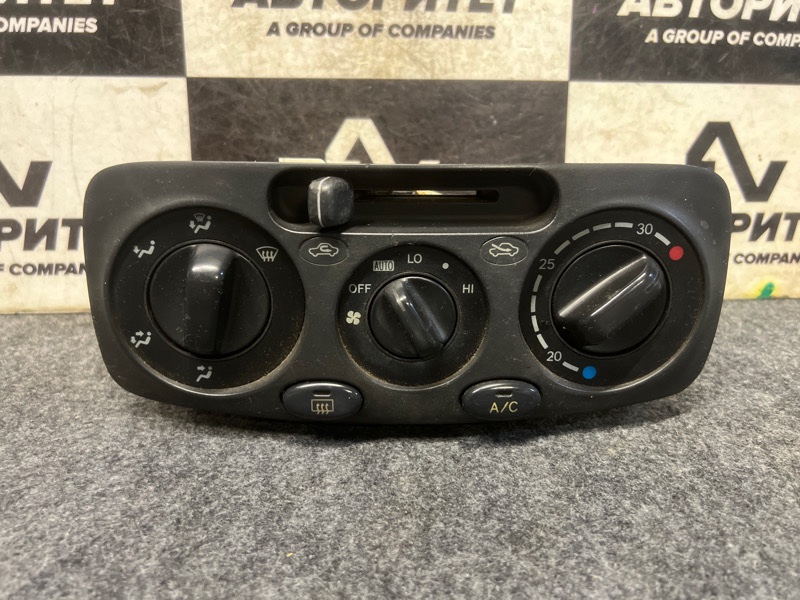 Климат-контроль TOYOTA RAUM EXZ10 (б/у)