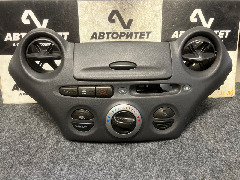 Климат-контроль TOYOTA VITZ NCP13 (б/у)