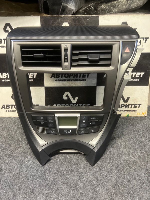 Климат-контроль TOYOTA RACTIS NCP120 (б/у)