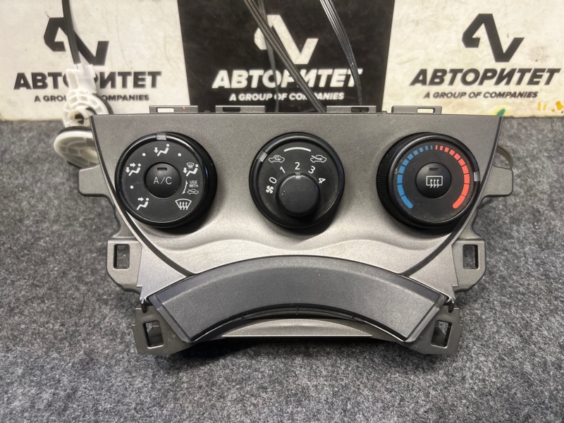 Климат-контроль TOYOTA RACTIS NCP120 (б/у)
