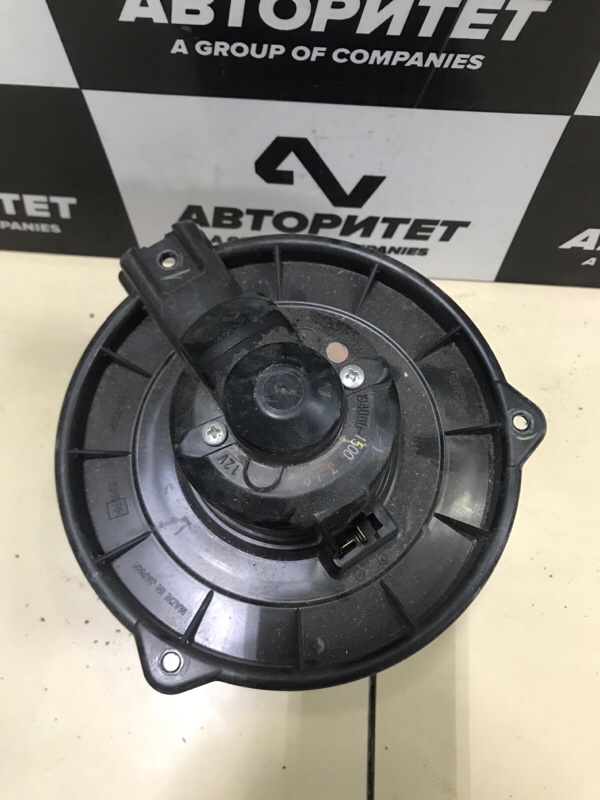 Мотор печки TOYOTA IPSUM ACM21 2AZFE 2009 передний (б/у)