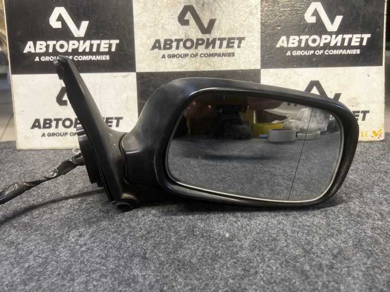 Зеркало TOYOTA CALDINA ST210 правое (б/у)