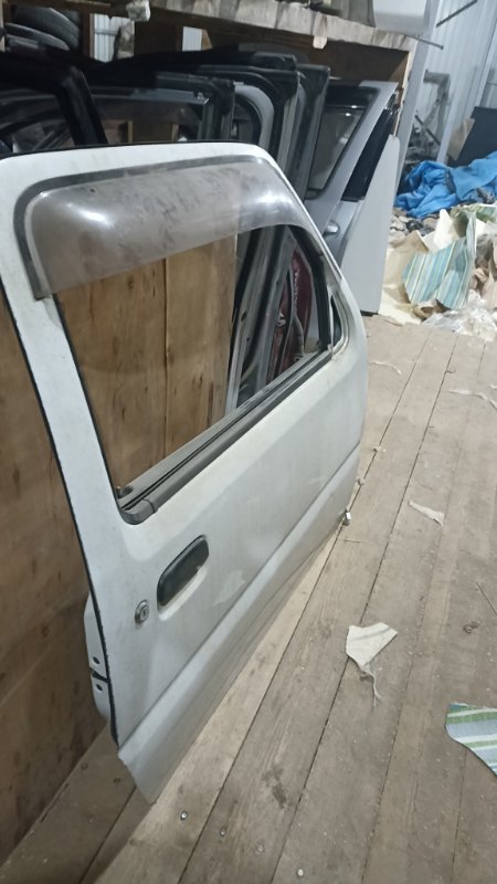 Дверь SUZUKI JIMNY JB23W K6AT 2004 передняя правая (б/у)