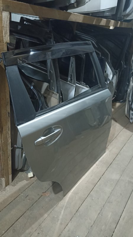 Дверь TOYOTA WISH ZGE20 2ZRFAE 2010 задняя правая (б/у)