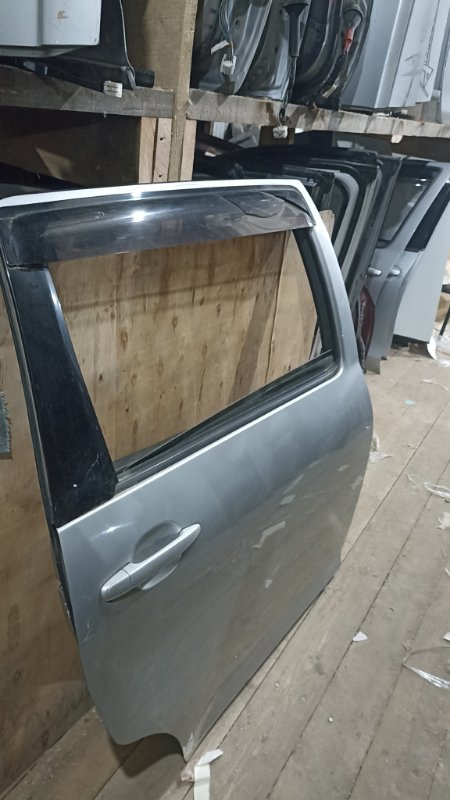 Дверь TOYOTA WISH ZNE10 1ZZFE 2008 задняя правая (б/у)