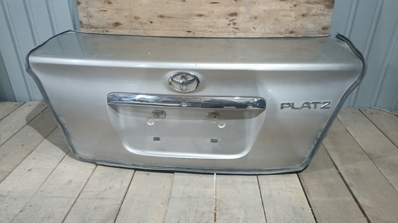 Крышка багажника TOYOTA PLATZ SCP11 1SZFE 2003 (б/у)