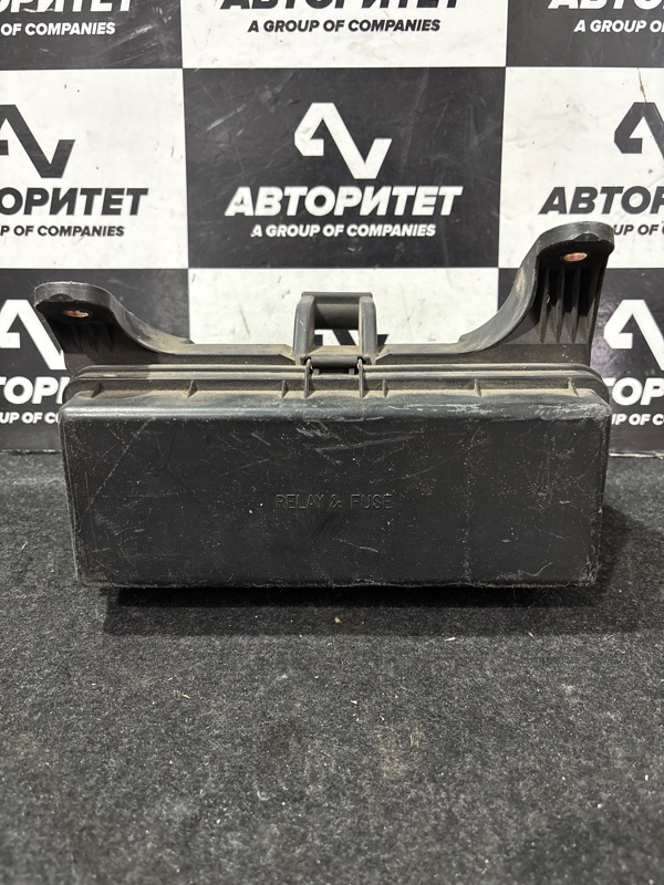 Блок предохранителей TOYOTA ESTIMA ACR30 2AZFE (б/у)