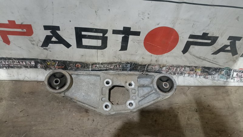 Крепление редуктора TOYOTA COROLLA FIELDER NZE164 1NZFE 2013 заднее (б/у)