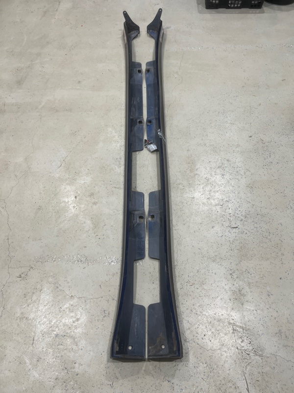 Порог TOYOTA NOAH AZR60 (б/у)