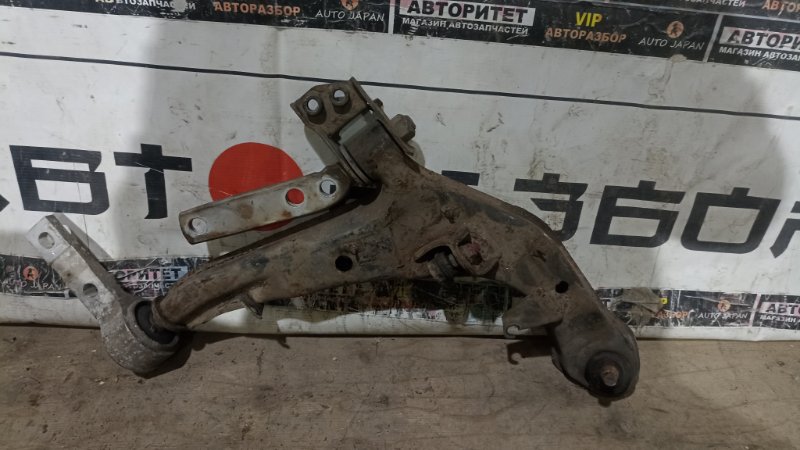 Рычаг NISSAN PRIMERA TP12 QR20DE 2002 передний правый (б/у)