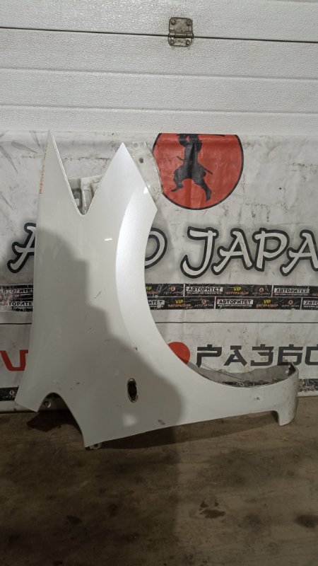 Крыло TOYOTA AURIS NZE154 1NZFE 2007 переднее правое (б/у)