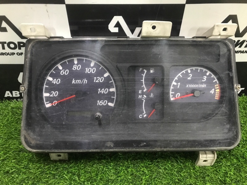 Панель приборов ISUZU ELF NPR81L 4HL1 1999 (б/у)