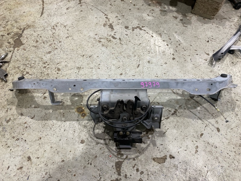 Планка телевизора NISSAN TIIDA C11 HR15DE (б/у)