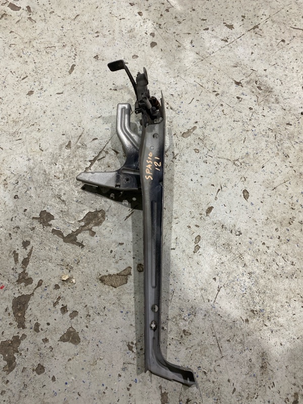Замок капота TOYOTA COROLLA SPACIO NZE121 1NZFE (б/у)