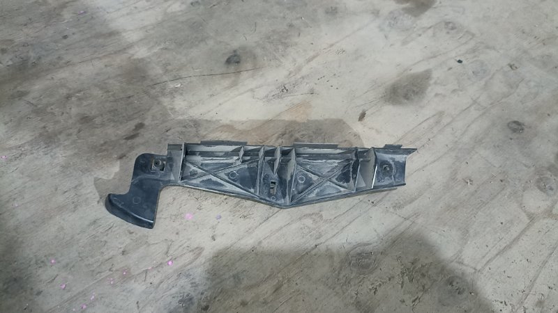 Крепление бампера TOYOTA ALLION ZZT240 1ZZFE 2002 переднее левое (б/у)