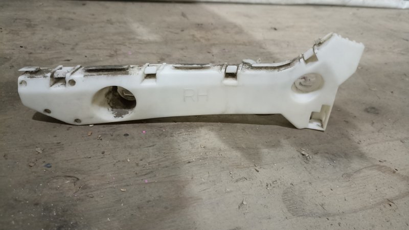 Крепление бампера MAZDA DEMIO DY3W ZYVE 2006 переднее правое (б/у)