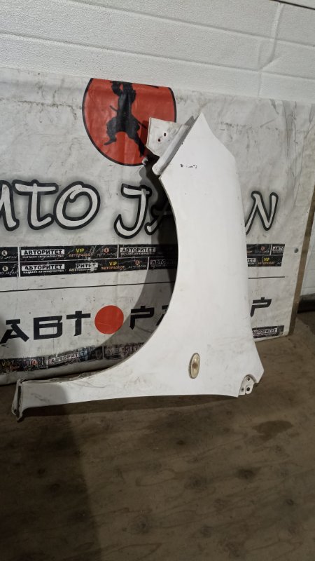 Крыло NISSAN AD VAY12 HR15DE 2010 переднее левое (б/у)