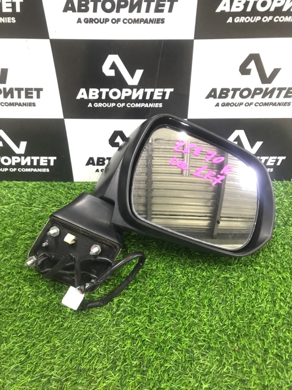 Зеркало TOYOTA NOAH ZRR70 2010 правое (б/у)