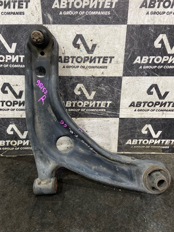 Рычаг TOYOTA RACTIS SCP100 2SZFE передний правый (б/у)