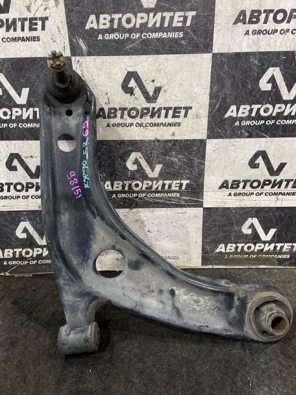 Рычаг TOYOTA VITZ KSP90 1KRFE правый (б/у)