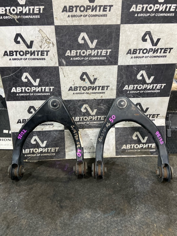 Рычаг верхний TOYOTA CROWN GRS182 3GRFSE передний (б/у)