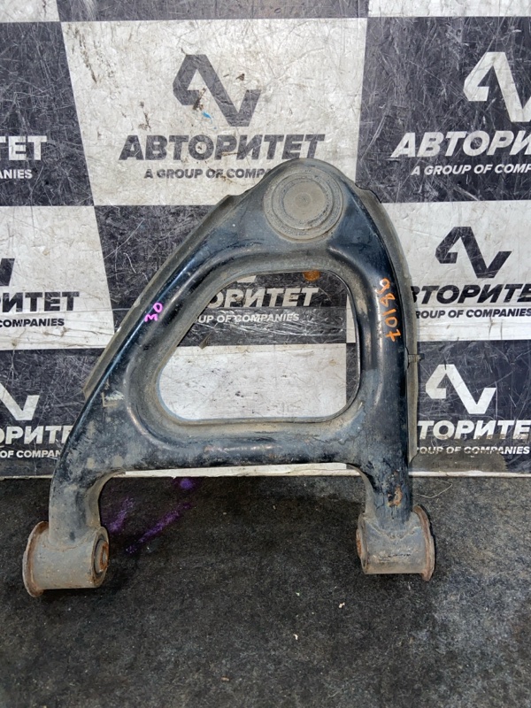 Рычаг верхний TOYOTA MARK II JZX100 1JZGE задний левый (б/у)