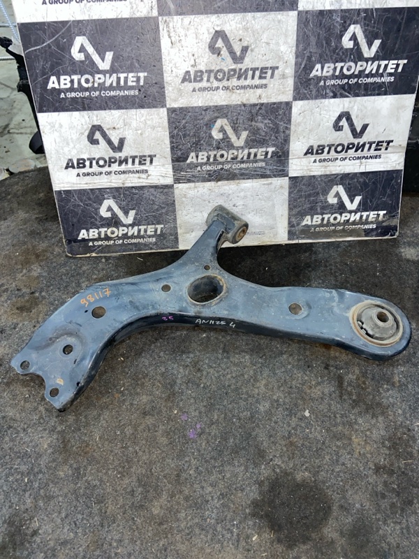 Рычаг TOYOTA VELLFIRE ANH25 2AZFE передний левый (б/у)