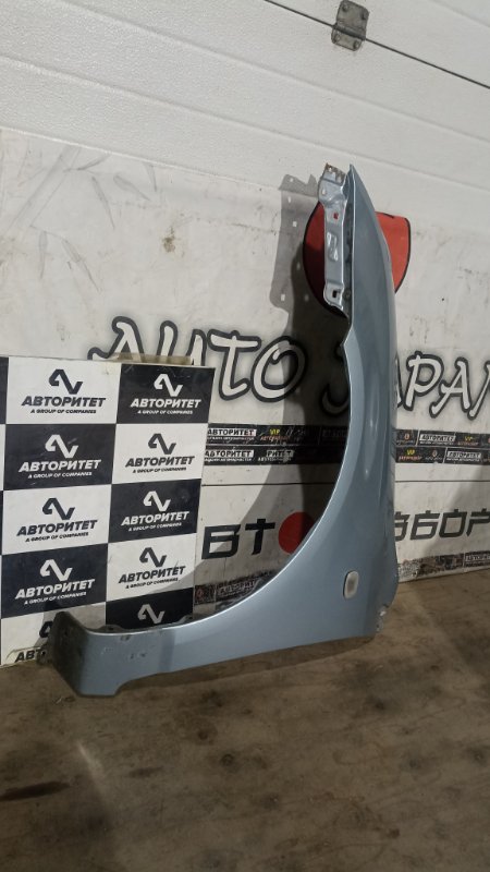 Крыло TOYOTA ALLEX NZE121 1NZFE 2005 переднее левое (б/у)