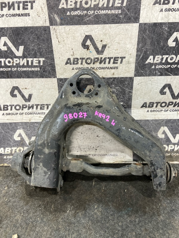 Рычаг верхний TOYOTA NOAH KR42 7KE левый (б/у)