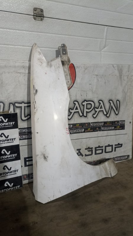 Крыло NISSAN AD VFY11 QG15DE 2000 переднее правое (б/у)