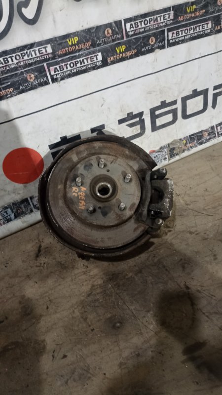 Ступица TOYOTA AURIS NZE154 1NZFE 2007 задняя правая (б/у)