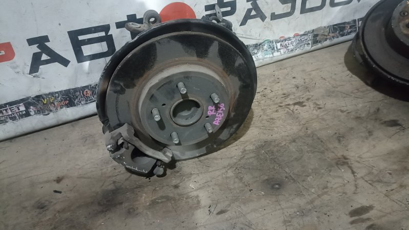 Ступица TOYOTA BLADE AZE156 2AZFE 2008 задняя правая (б/у)