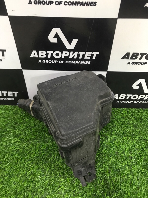 Блок предохранителей TOYOTA VITZ KSP130 1KRFE 2010 (б/у)