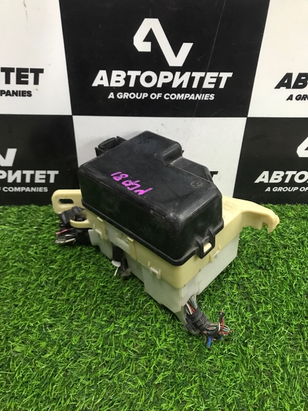 Блок предохранителей TOYOTA SIENTA NCP81 1NZFE 2003 (б/у)