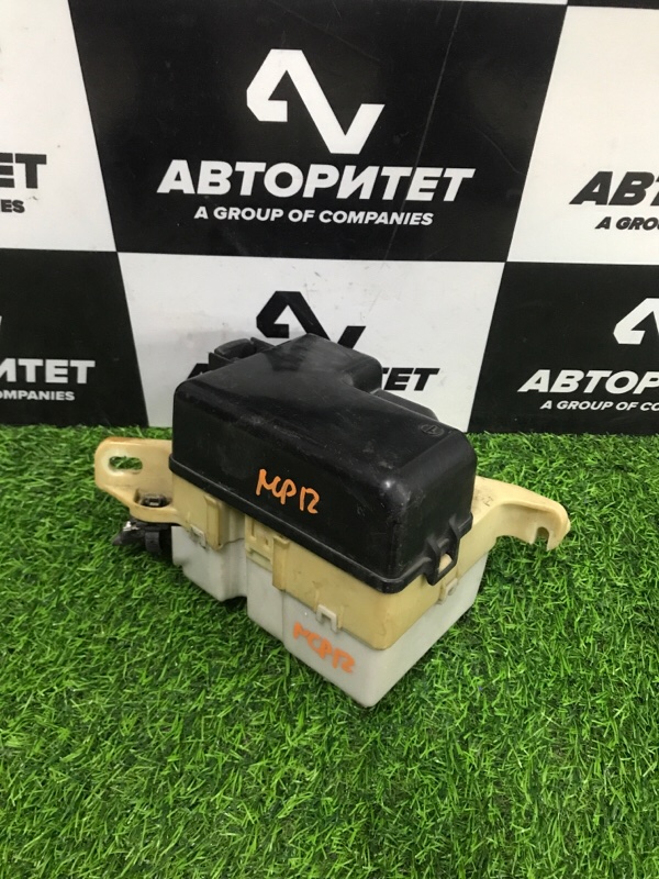 Блок предохранителей TOYOTA PLATZ NCP12 1NZFE 2000 (б/у)