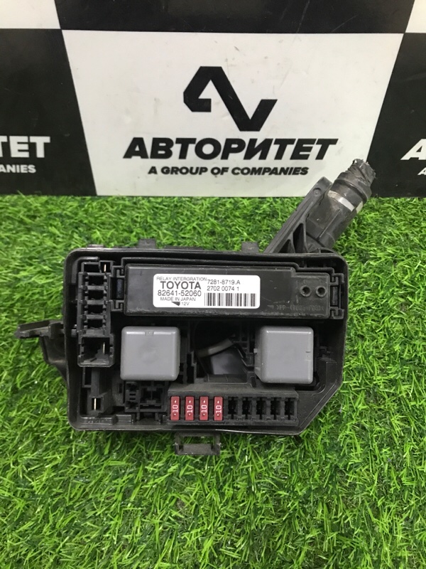 Блок предохранителей TOYOTA SPADE NCP145 1NZFE 2015 (б/у)