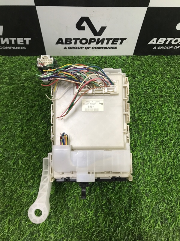 Блок предохранителей TOYOTA BLADE AZE156 2AZFE 2009 (б/у)