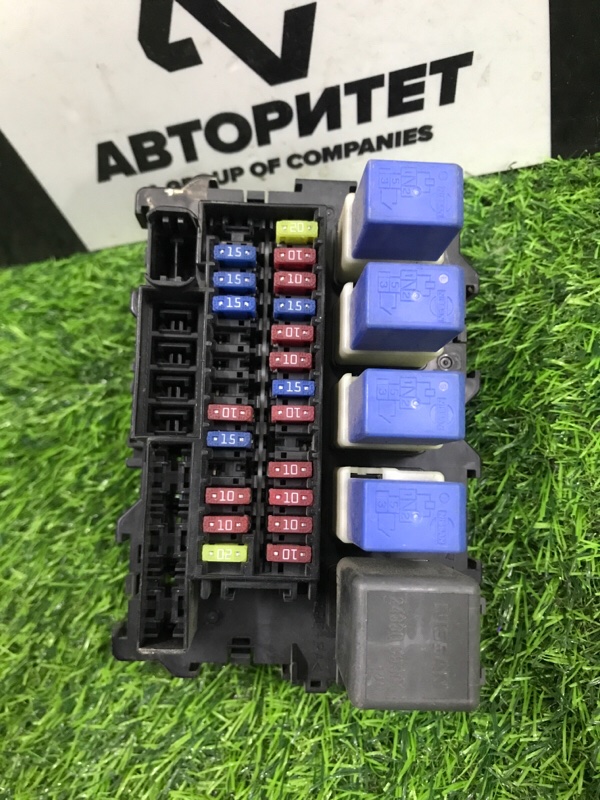 Блок предохранителей NISSAN AD VFY11 QG15 2002 (б/у)