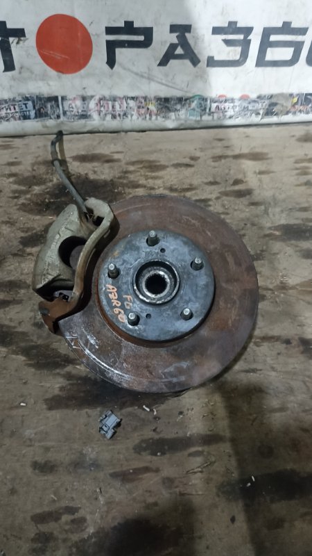 Ступица TOYOTA NOAH AZR60 1AZFSE 2005 передняя левая (б/у)