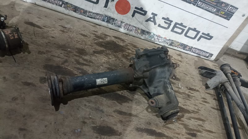 Редуктор TOYOTA HIACE KZH116 1KZTE 1998 передний (б/у)
