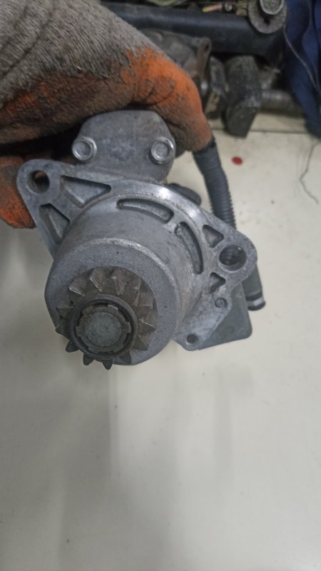 Стартер NISSAN X-TRAIL NT30 QR20DE 2001 (б/у)