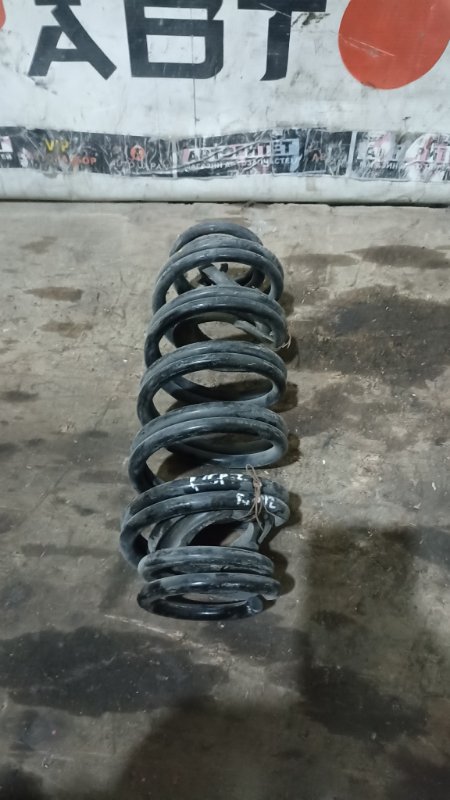 Пружина TOYOTA PLATZ NCP12 1NZFE 2000 задняя (б/у)