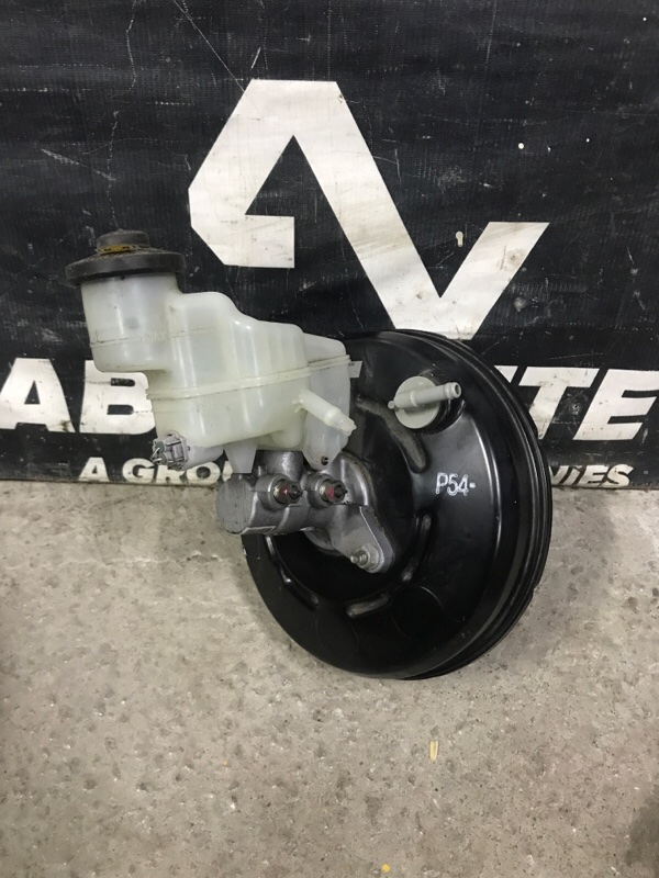 Главный тормозной цилиндр TOYOTA COROLLA AXIO NZE164 1NZFE 2012 (б/у)