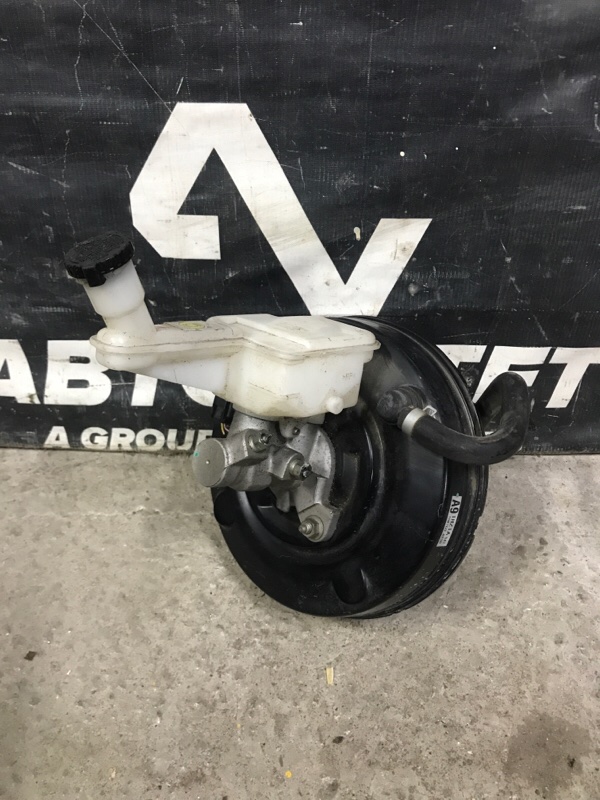 Главный тормозной цилиндр NISSAN NOTE E12 HR12 2016 (б/у)