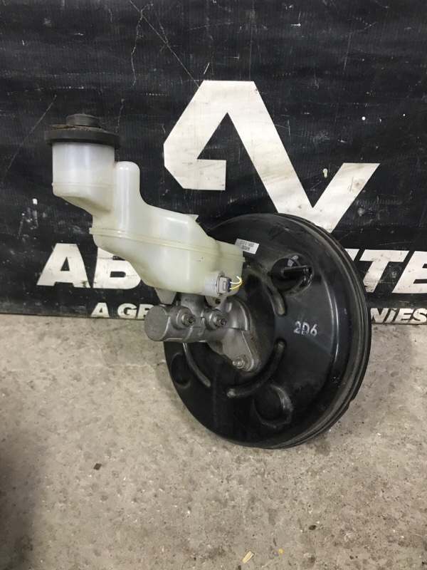 Главный тормозной цилиндр TOYOTA BLADE AZE156 2AZFE 2009 (б/у)