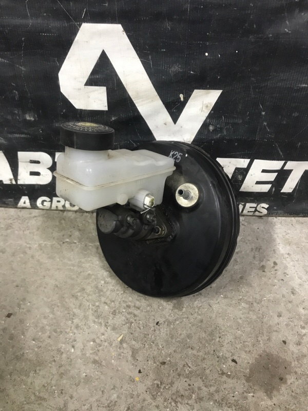 Главный тормозной цилиндр TOYOTA BB NCP35 1NZFE 2000 (б/у)