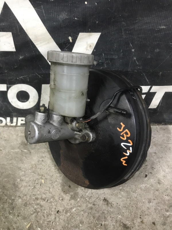 Главный тормозной цилиндр SUZUKI JIMNY JB23W K6A 2000 (б/у)