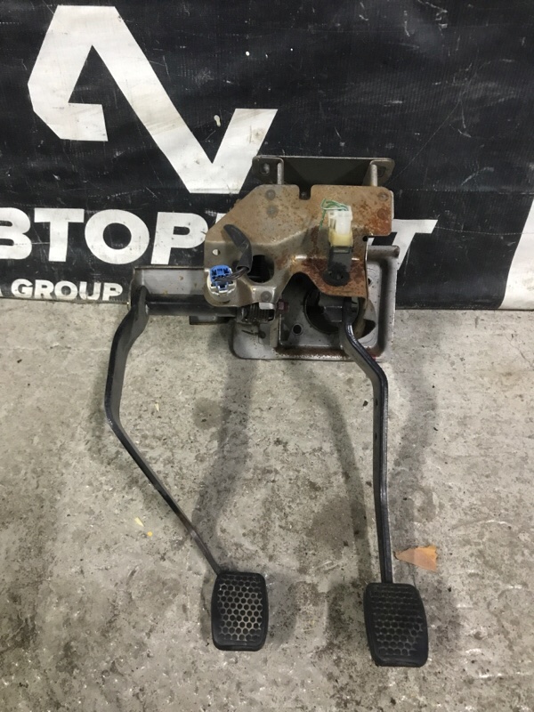 Педаль тормоза SUZUKI JIMNY JB23W K6A 2000 (б/у)